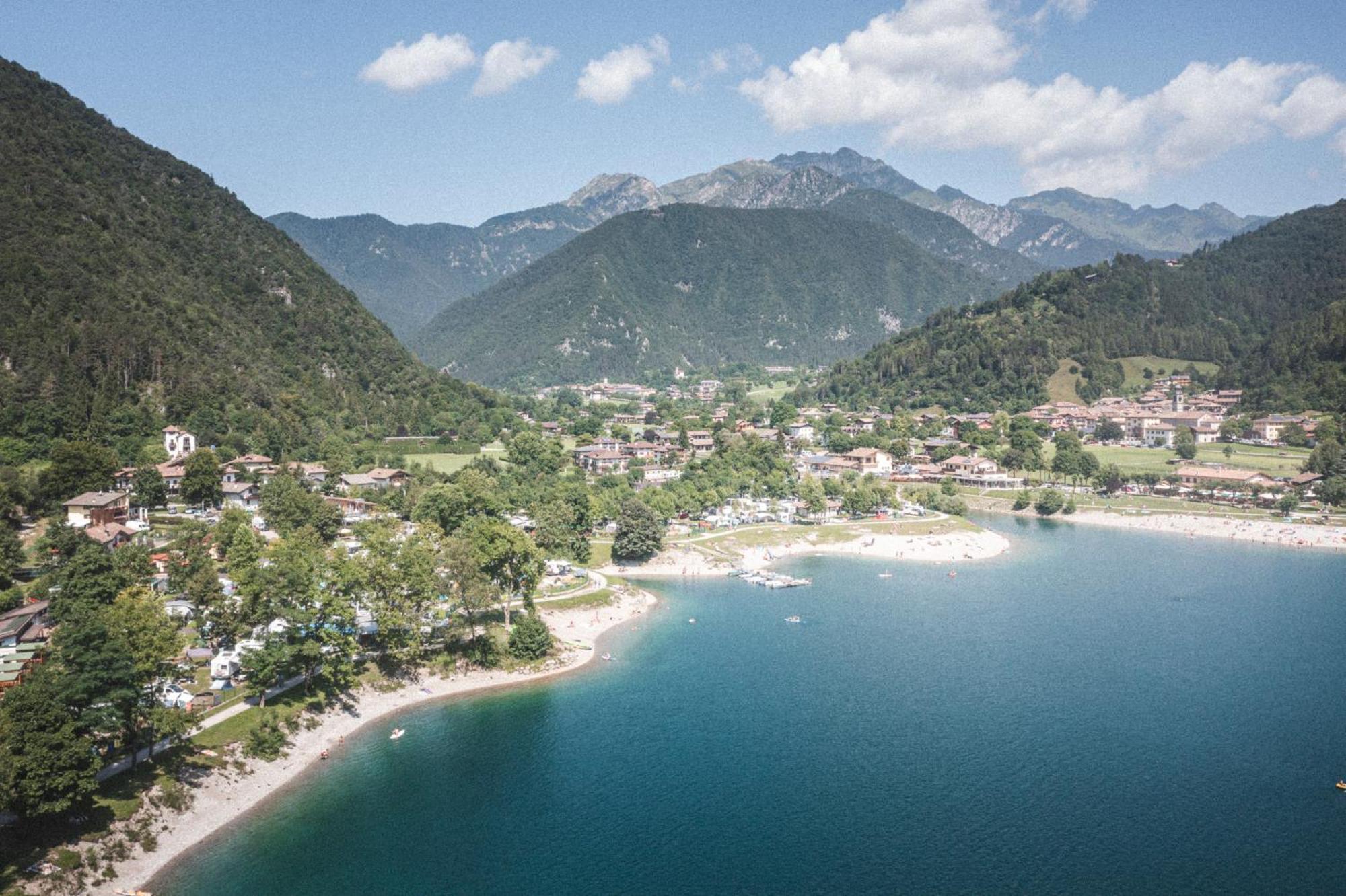 Alpieve Albergo Pieve Pieve Di Ledro Exterior photo
