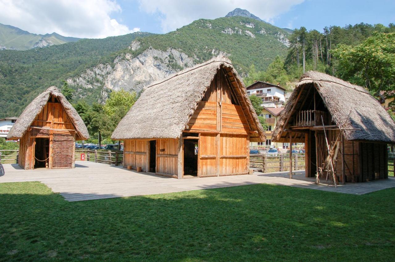 Alpieve Albergo Pieve Pieve Di Ledro Exterior photo